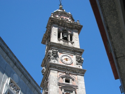 Foto Varese: Il Bernascone ovvero il campanile della Basilica di San Vittore