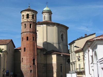 Foto Asti: Red Tower