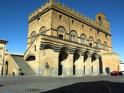 Foto Orvieto: Town Hall