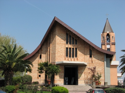 Foto Ciampino: Chiesa Beata Maria Vergine del Rosario