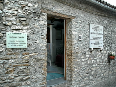 Foto Pietrelcina: Padre Pio's home