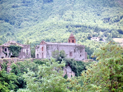 Foto Tocco Caudio: St. Vincent's ruins