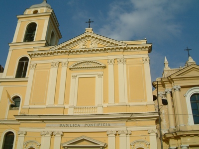 Foto Torre Annunziata: St. Mary of the Snow's Basilica - Ave Gratia Plena's Church