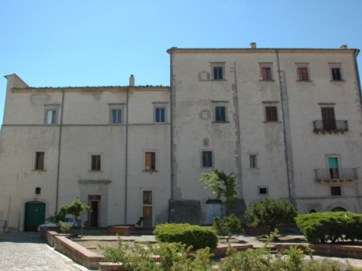 Foto Casacalenda: Palazzo of the Dukes of Sangro