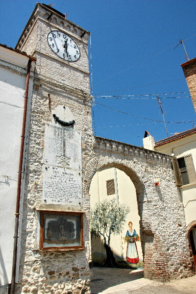 Foto Portocannone: Porta Principale