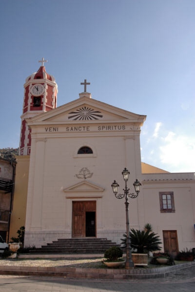 Foto Santa Maria del Cedro: Holy Spirit Church