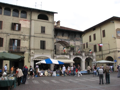Foto Carmagnola: Piazza Sant'Agostino
