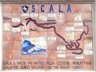 Foto Scala: Maiolica con Mappa Monumenti