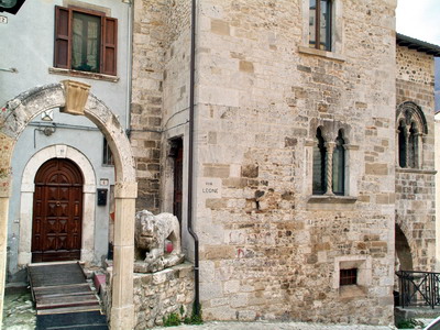 Foto Castel di Sangro: Palazzo De Petra