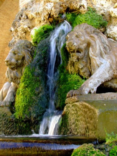 Foto Teramo: Fontana dei Due Leoni